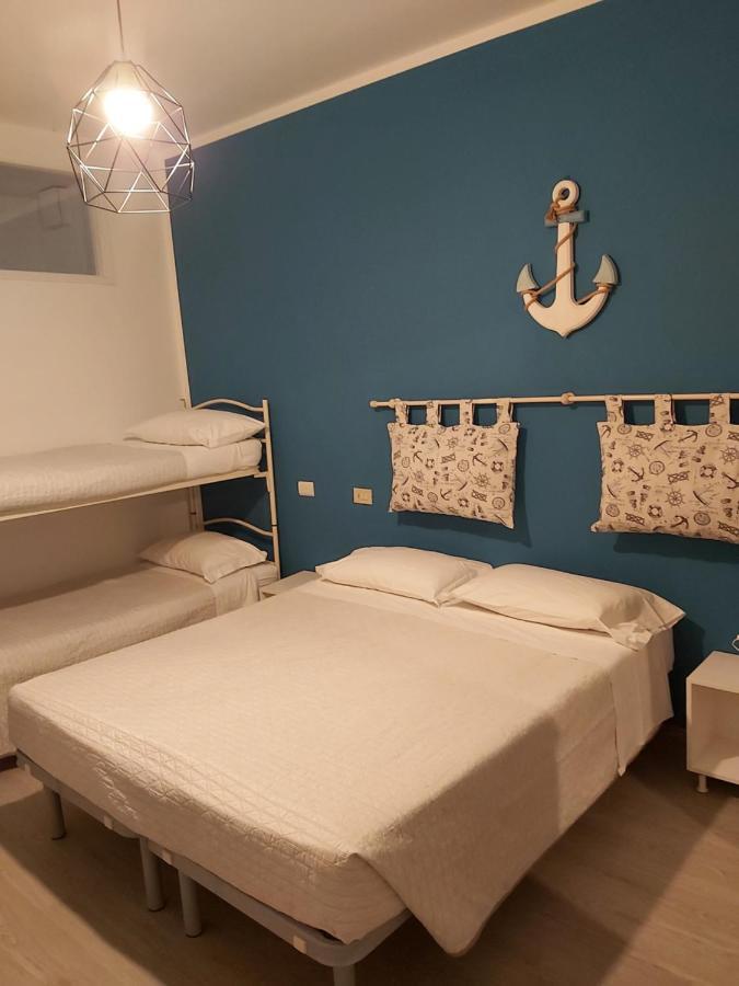 Hotel 21 Riccione Buitenkant foto