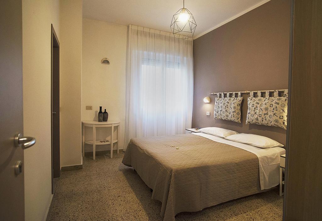 Hotel 21 Riccione Buitenkant foto